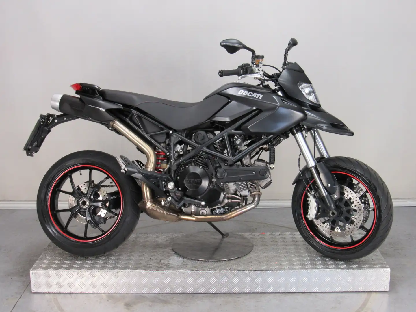 Ducati Hypermotard 796 Fekete - 1