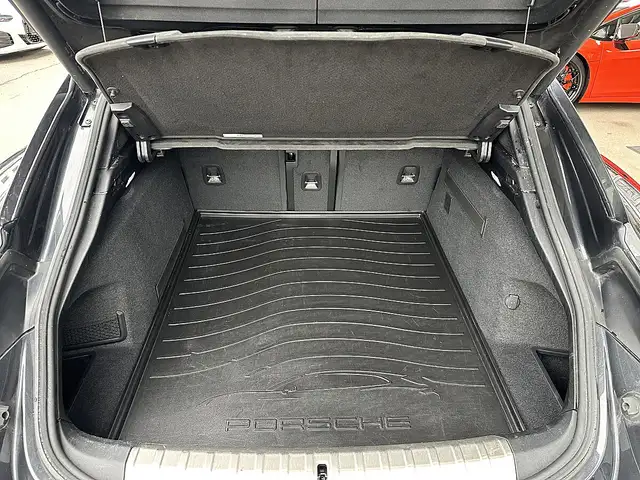 Porsche Taycan GTS Sport Turismo Aut. Ansicht 11