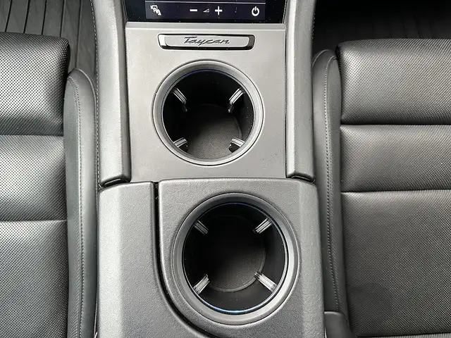 Porsche Taycan GTS Sport Turismo Aut. Ansicht 28