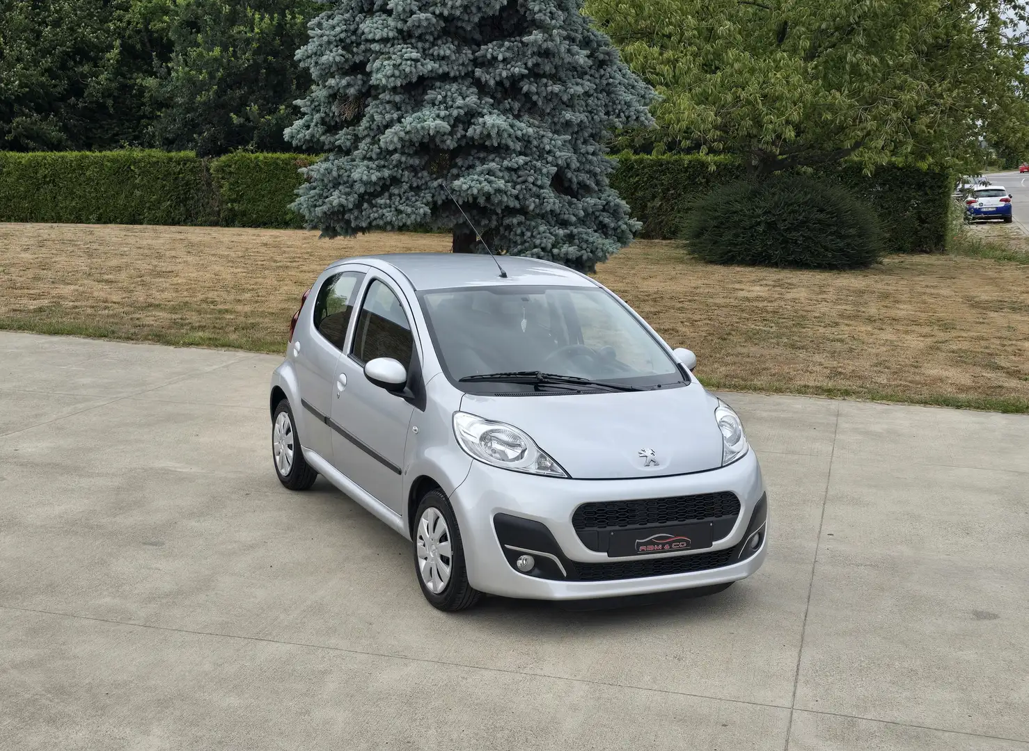 Peugeot 107 Autom. 1.0i Ess ** 1er Prop. 15.000 km ** Airco Gris - 1