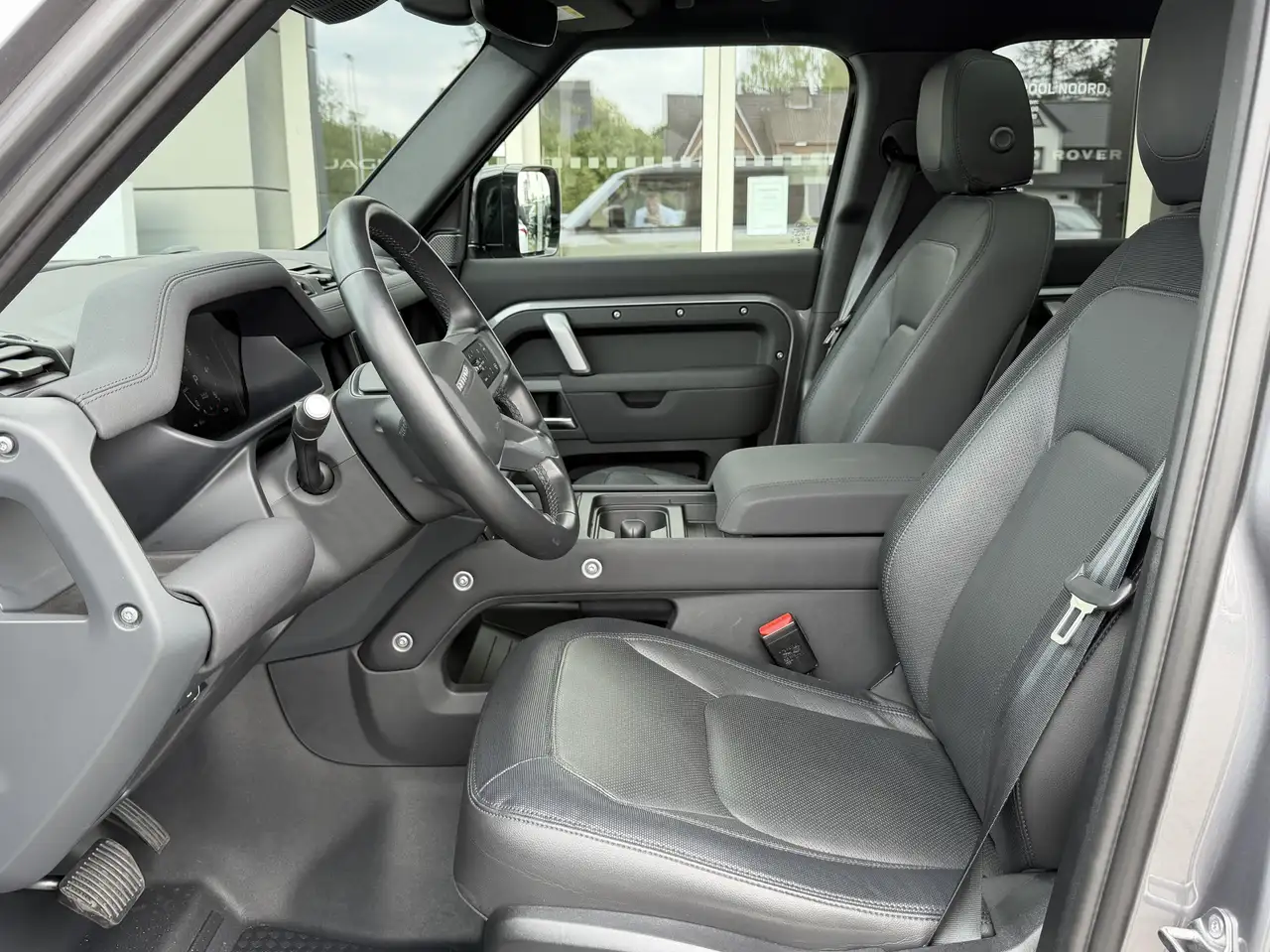 Land Rover Defender D250 X-Dynamic SE // Lichte Vracht — foto 6