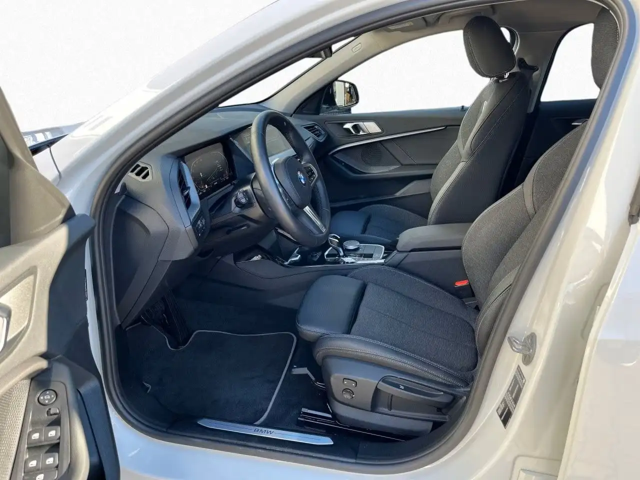 BMW 118 118i Sport Line Automatica 5