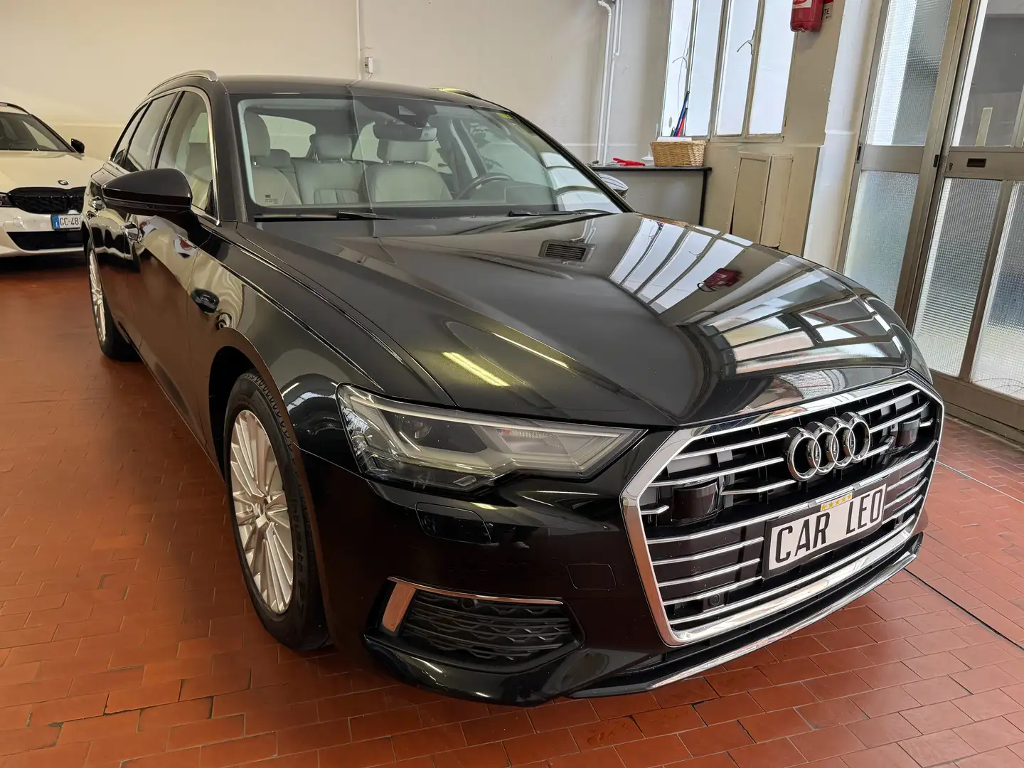 Audi A6 A6 Avant 40 2.0 tdi mhev Business Design s-tronic Zwart - 2