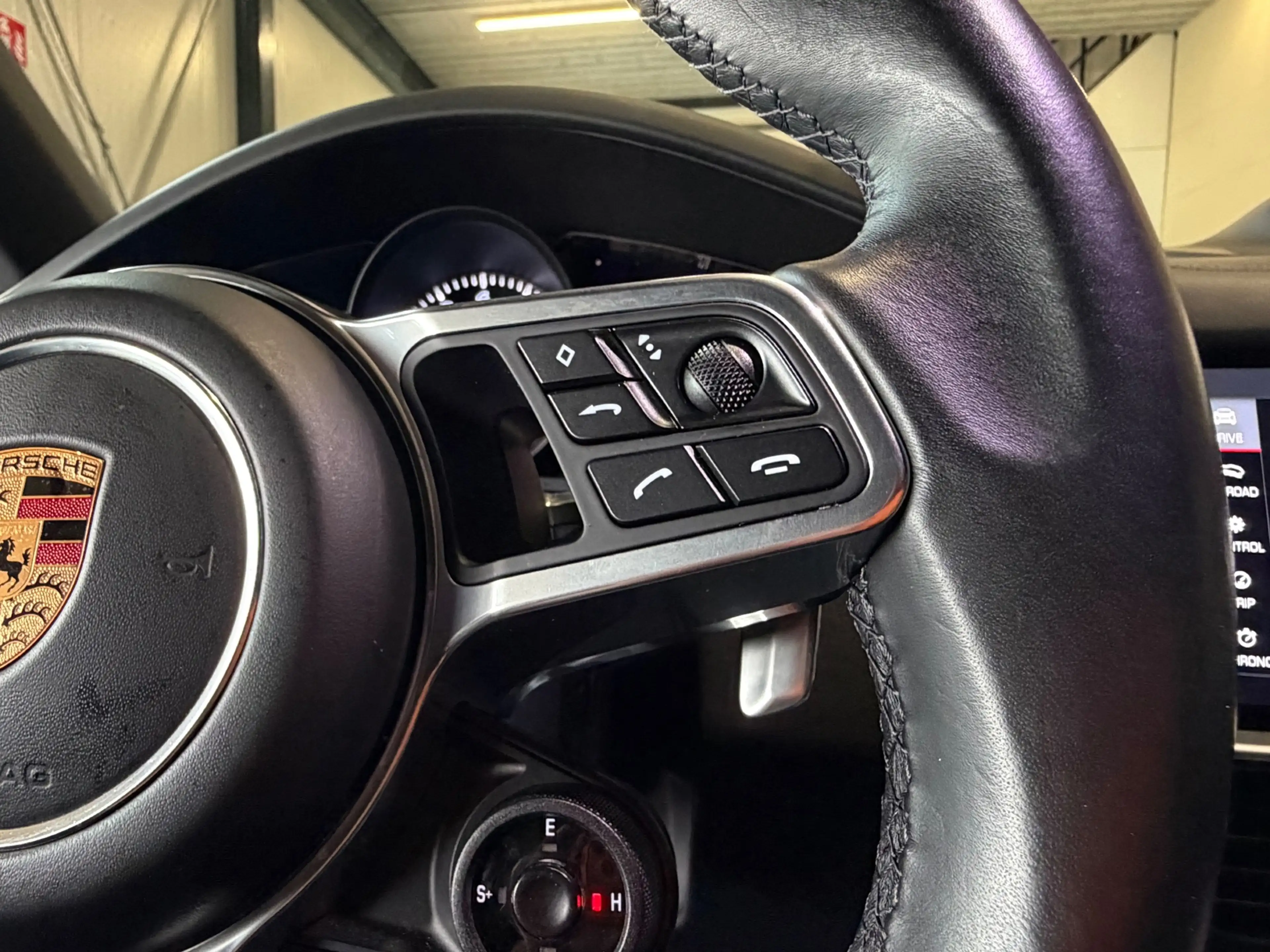 Porsche Cayenne Coupé 3.0 E-Hybrid|ACC|Bose Audio|Soft close|Stuur — photo 27