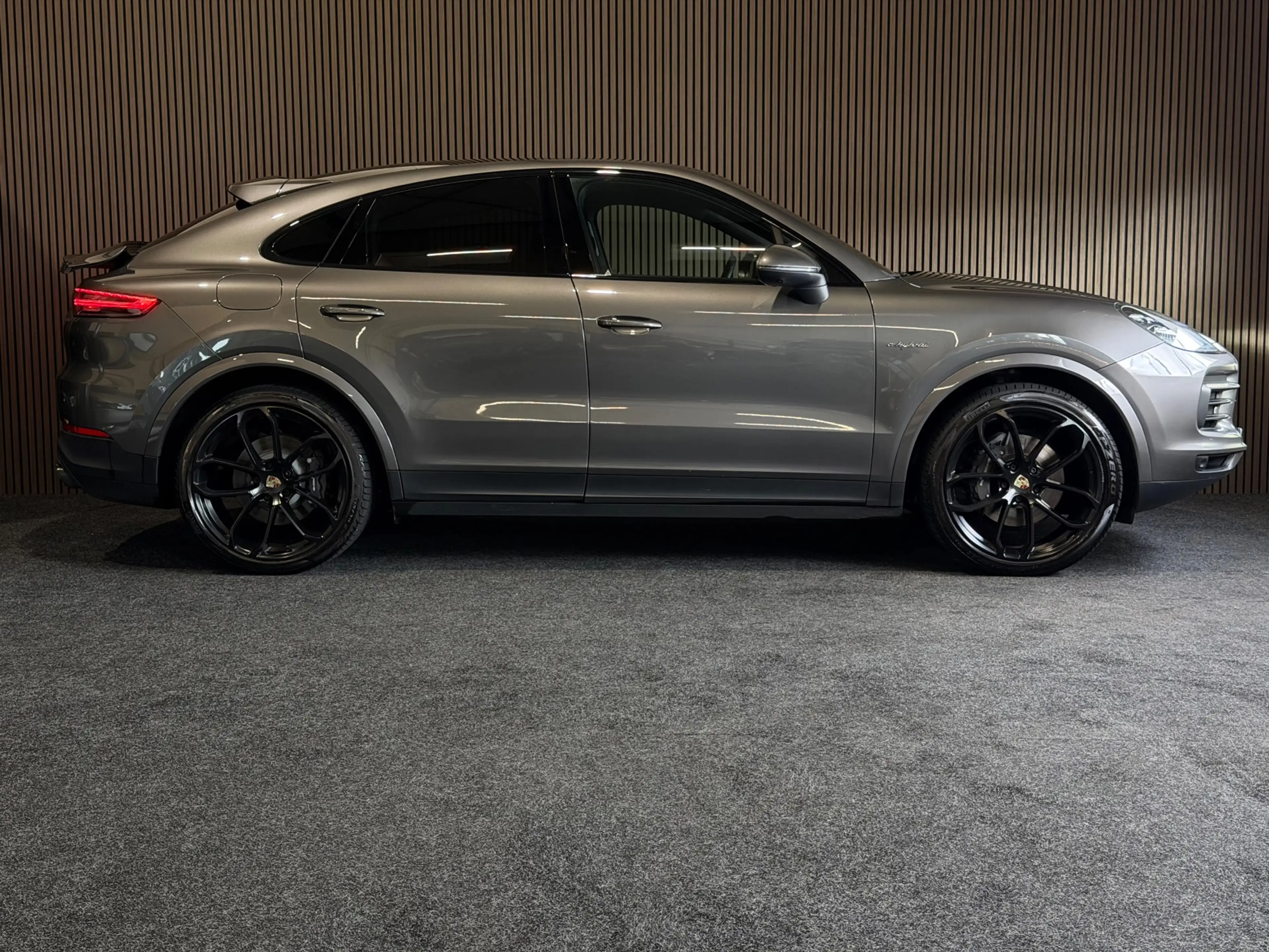 Porsche Cayenne Coupé 3.0 E-Hybrid|ACC|Bose Audio|Soft close|Stuur — photo 6
