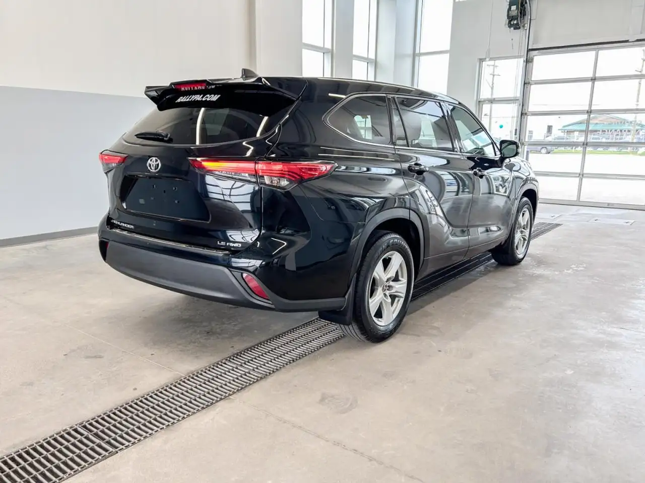 Toyota Highlander снимка Toyota Highlander