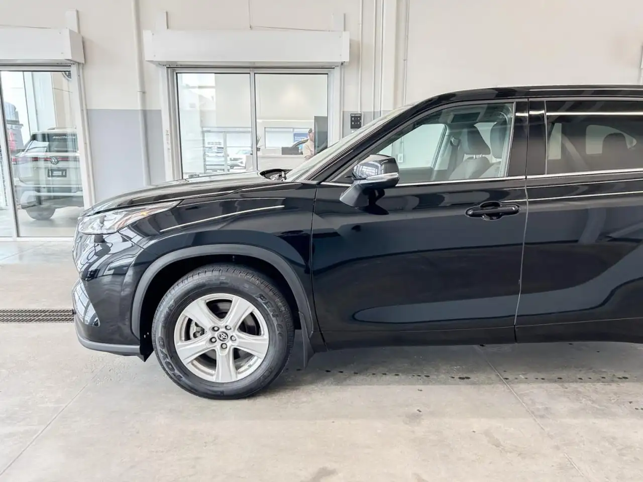 Toyota Highlander снимка Toyota Highlander
