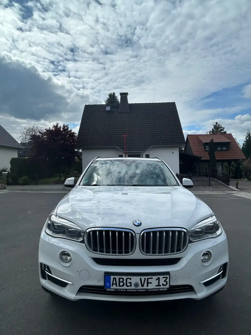 BMW X5 xDrivd 30d Headsup, Winterreifen inkl. Weiß - 1