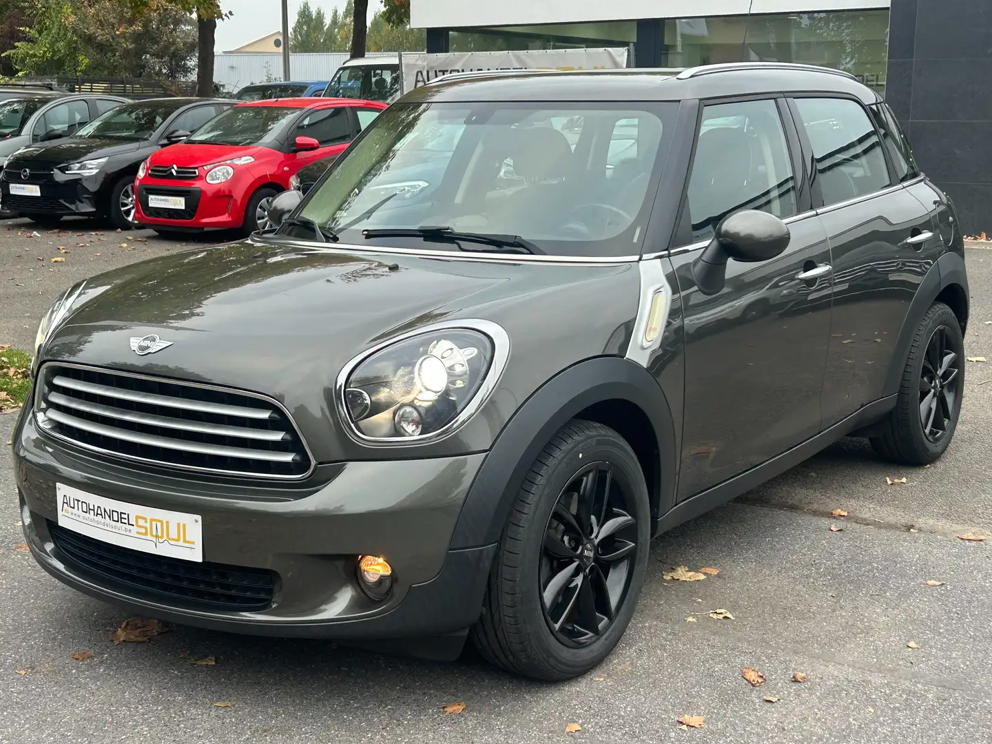 MINI Cooper D Countryman , 3/2013, 121.360km, Automaat, Airco, 12m Garantie Grijs - 1