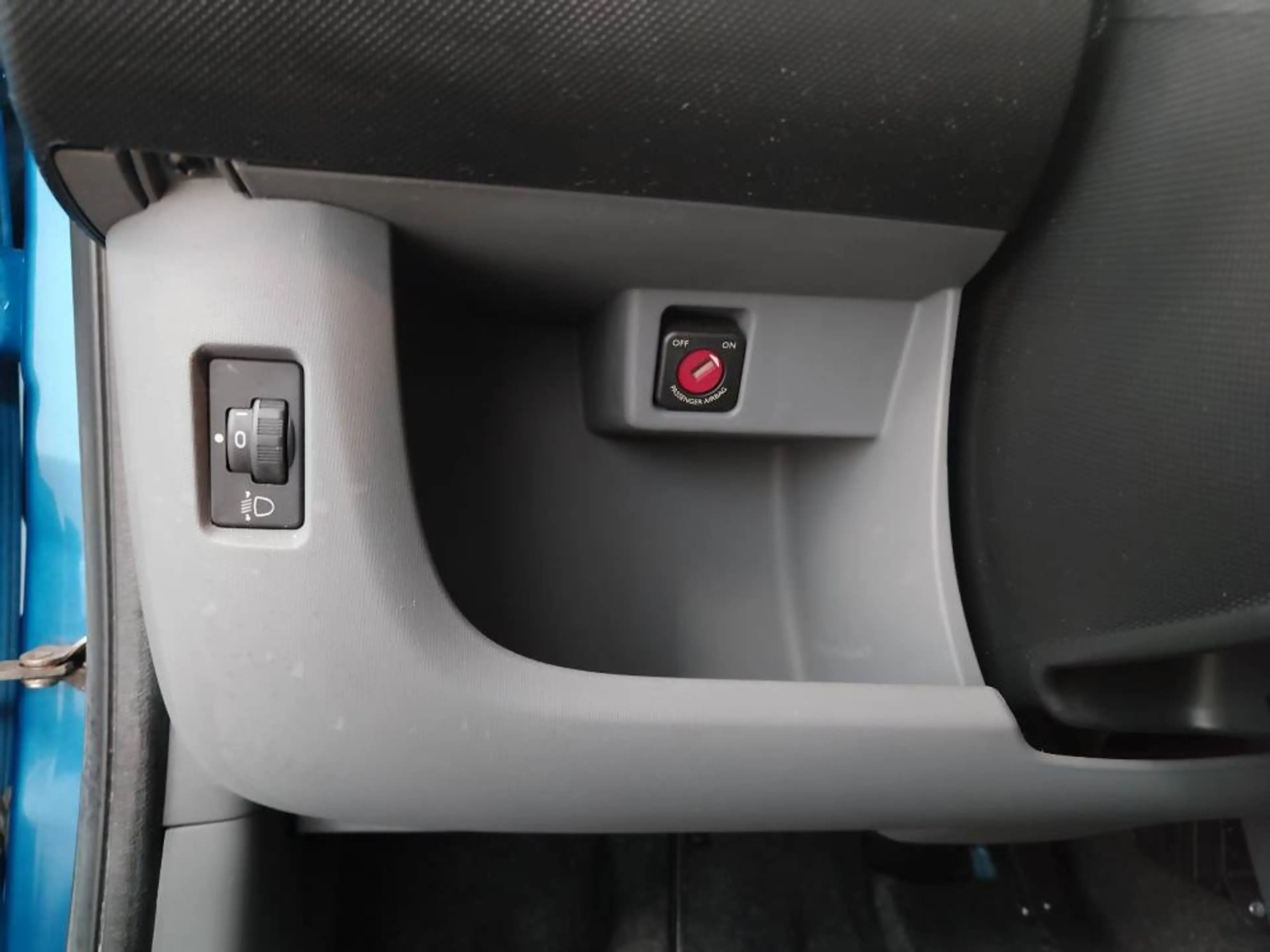Peugeot 107 — photo 13