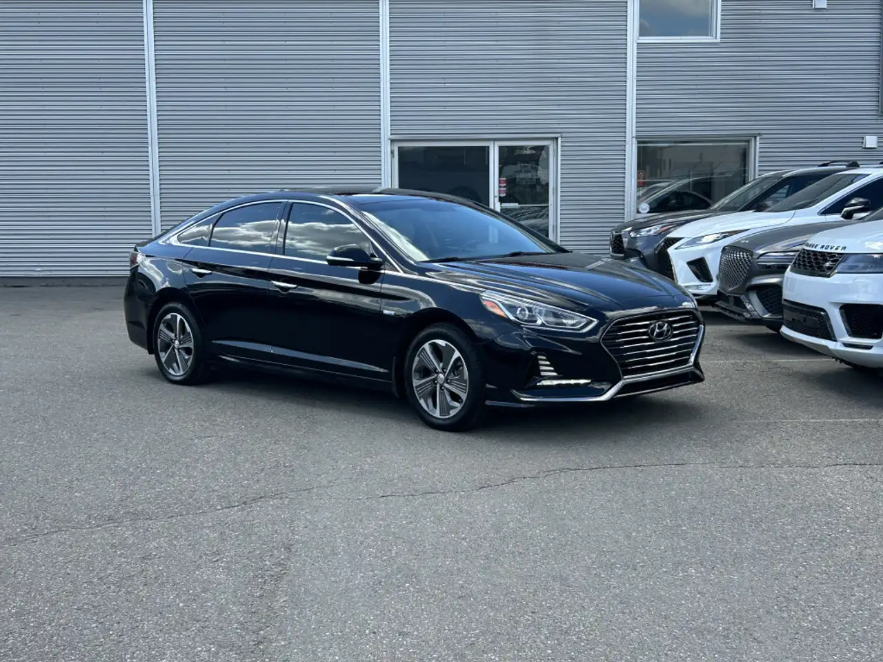 Hyundai SONATA снимка Hyundai SONATA