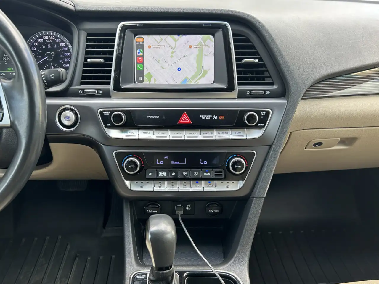 Hyundai SONATA снимка Hyundai SONATA