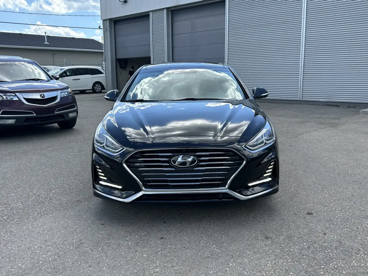 Hyundai SONATA снимка Hyundai SONATA