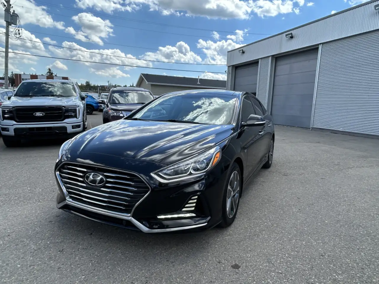 Hyundai SONATA снимка Hyundai SONATA