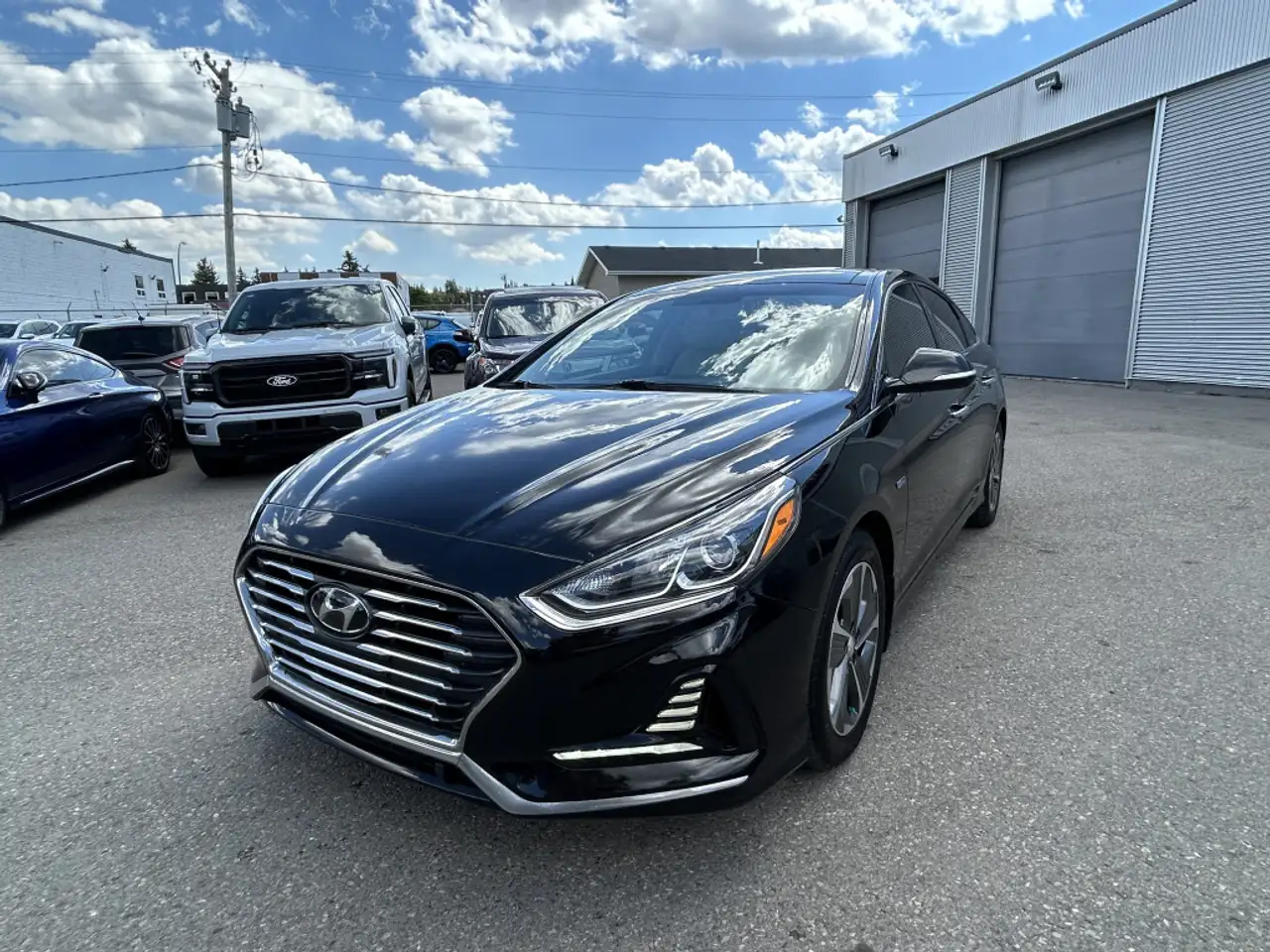 Hyundai SONATA снимка Hyundai SONATA