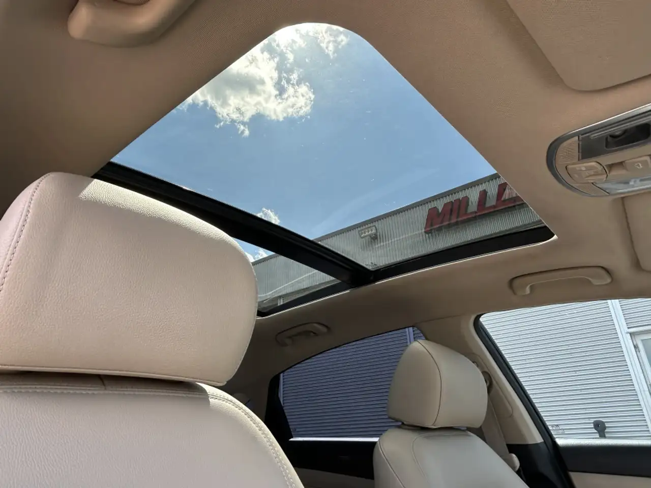 Hyundai SONATA снимка Hyundai SONATA