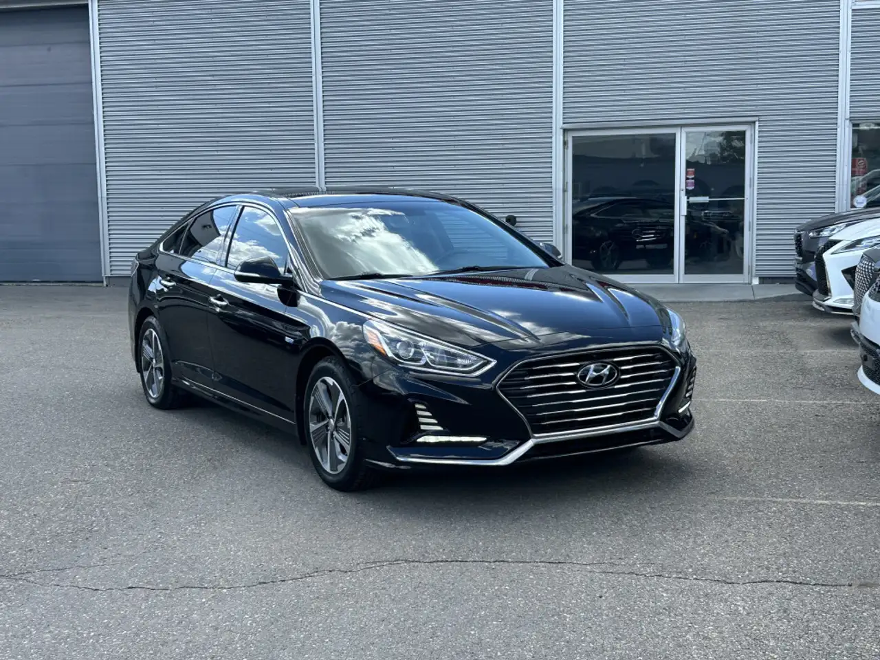 Hyundai SONATA снимка Hyundai SONATA