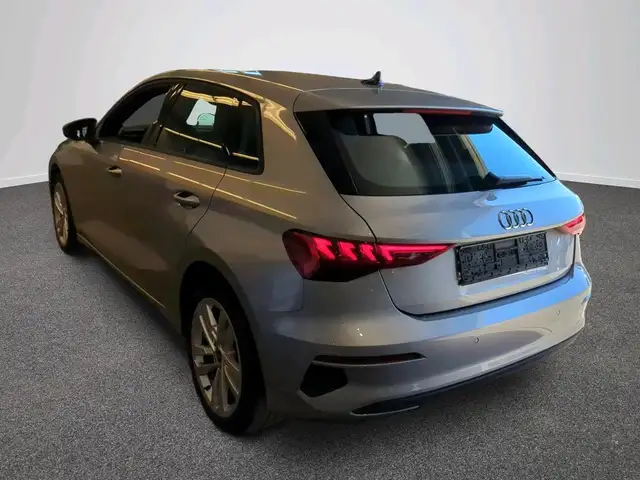 Audi A3 view 4