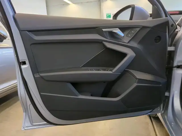 Audi A3 view 14