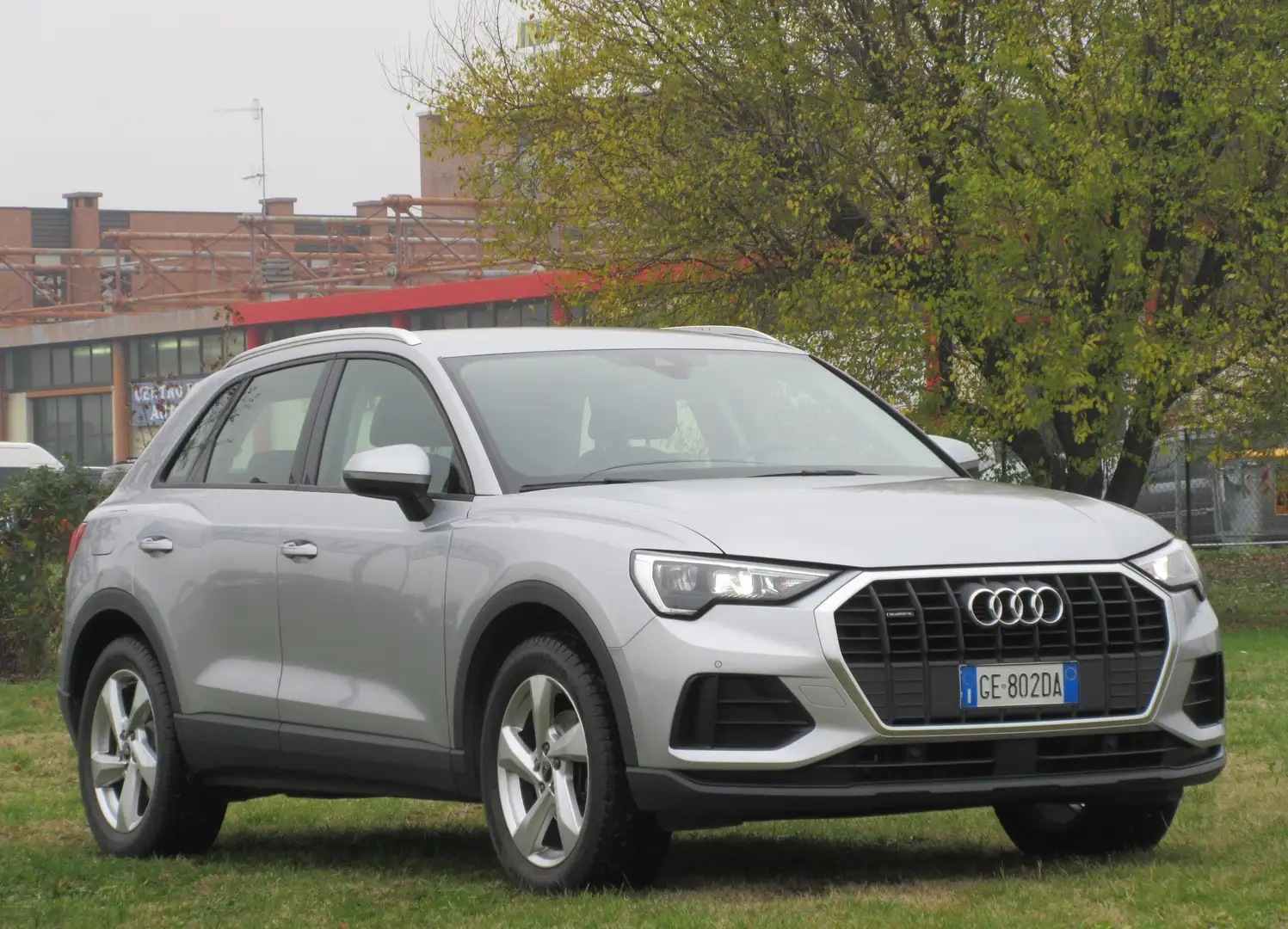 Audi Q3 35 2.0 tdi Business quattro s-tronic Argento - 2