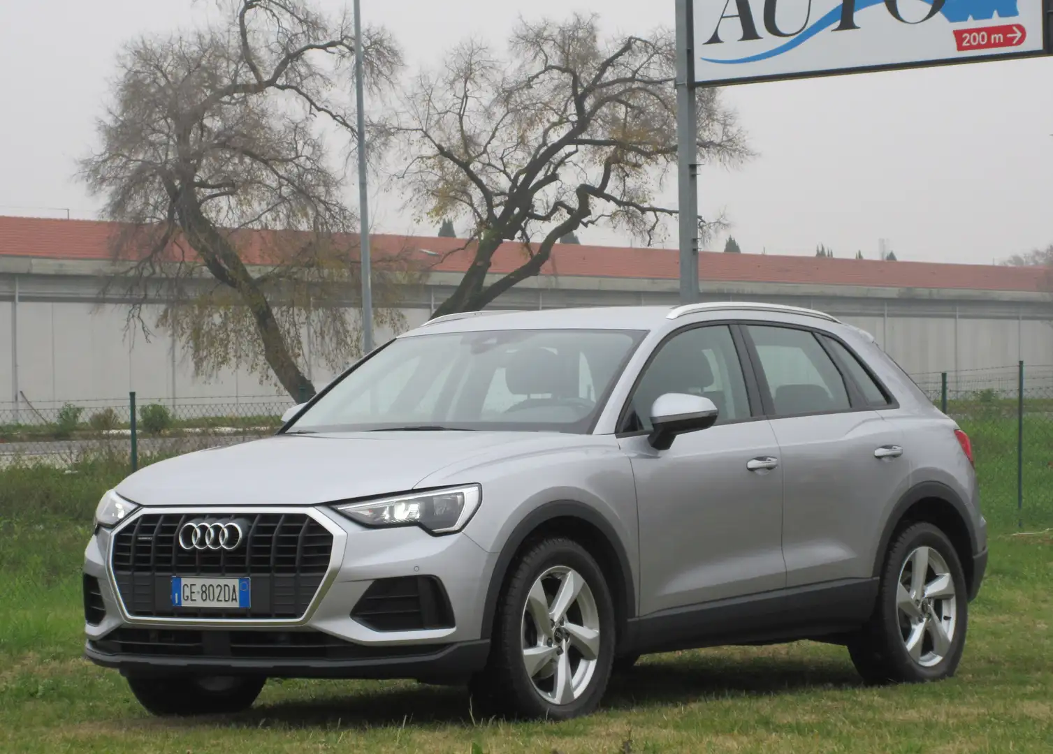 Audi Q3 35 2.0 tdi Business quattro s-tronic Argento - 1