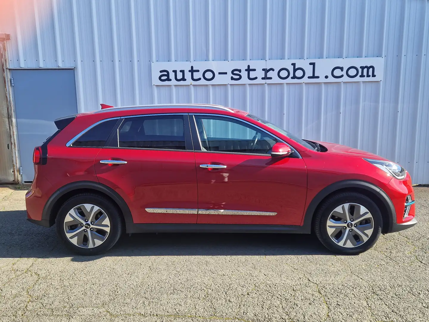 Kia Niro Niro EV 64kWh long Range Gold Aut. Rot - 2
