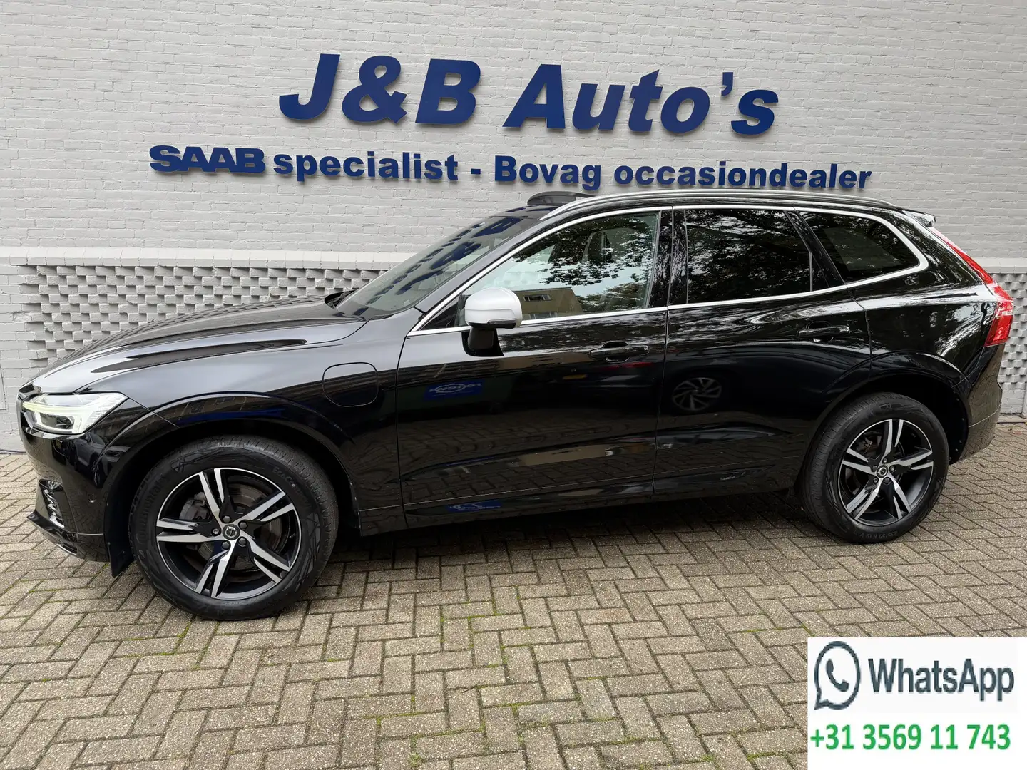 Volvo XC60 2.0 T8 Twin Engine AWD R-Design Trekhaak Luchtveri Zwart - 1