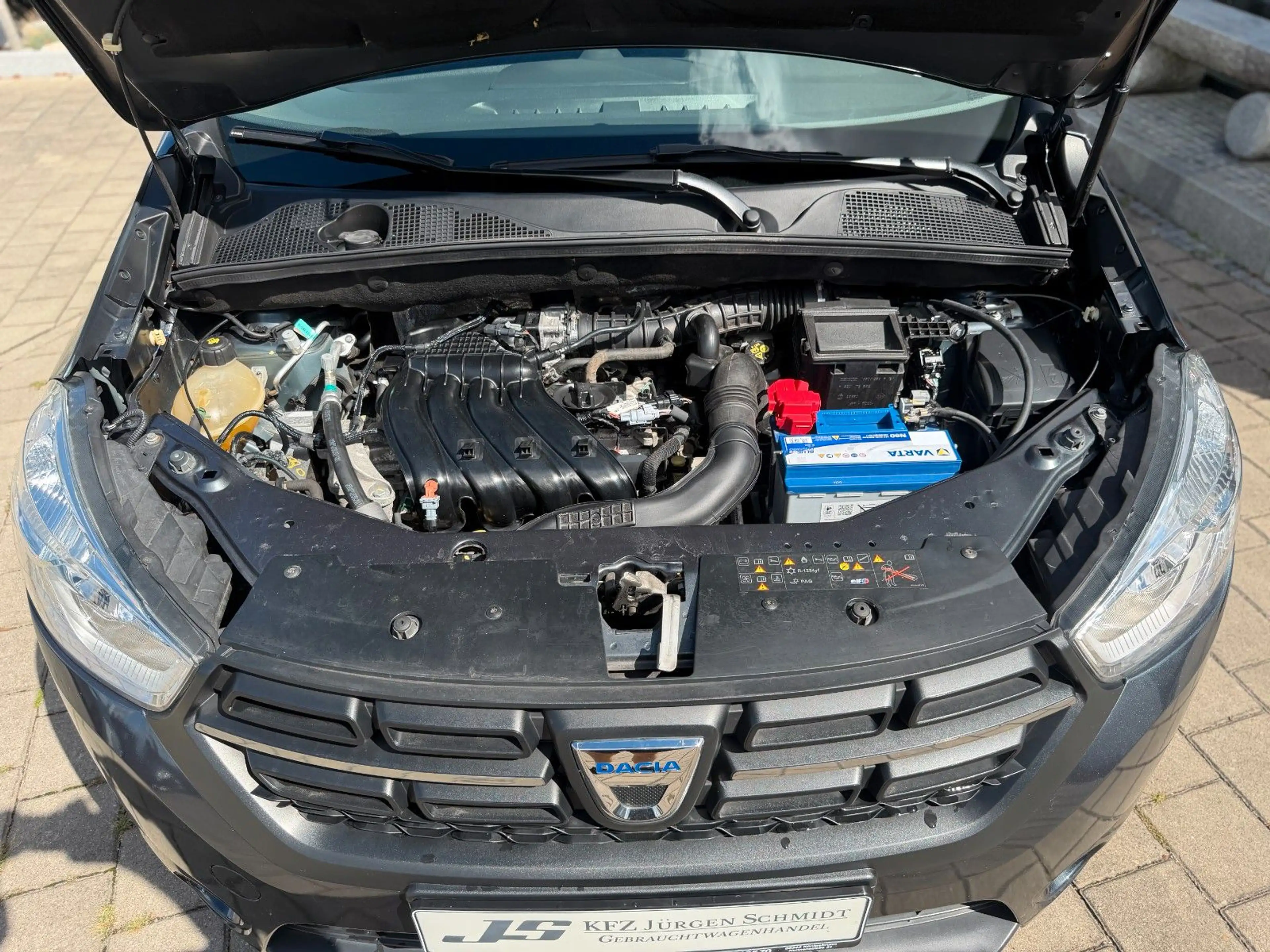 Dacia Lodgy 1,6 SCe Comfort Klima 7 Sitzer 1.Hand — photo 15