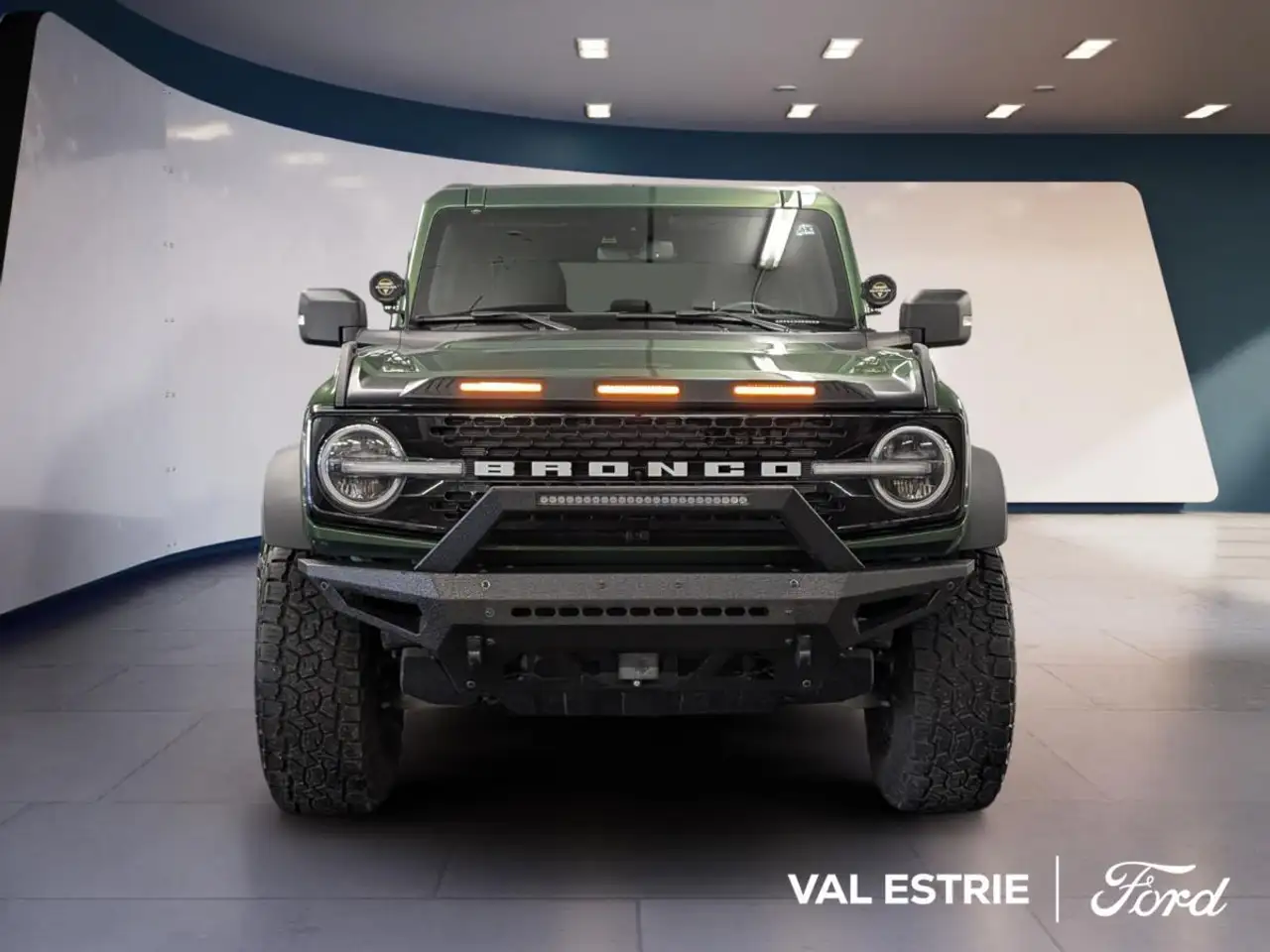 Ford Bronco снимка Ford Bronco