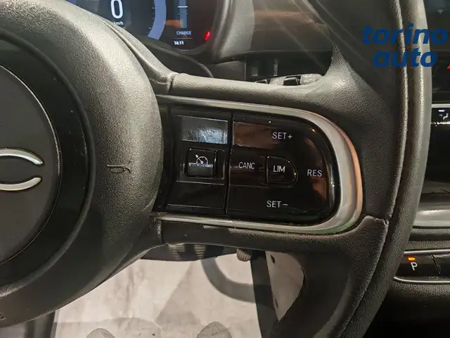 Fiat 500 view 13