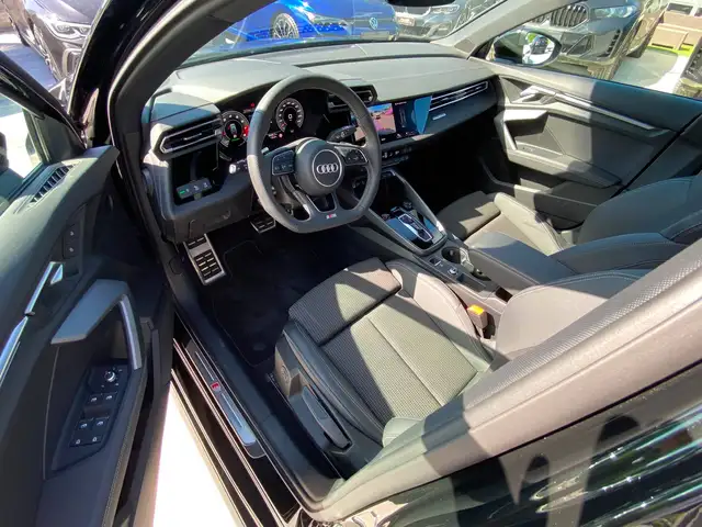 Audi S3 view 9