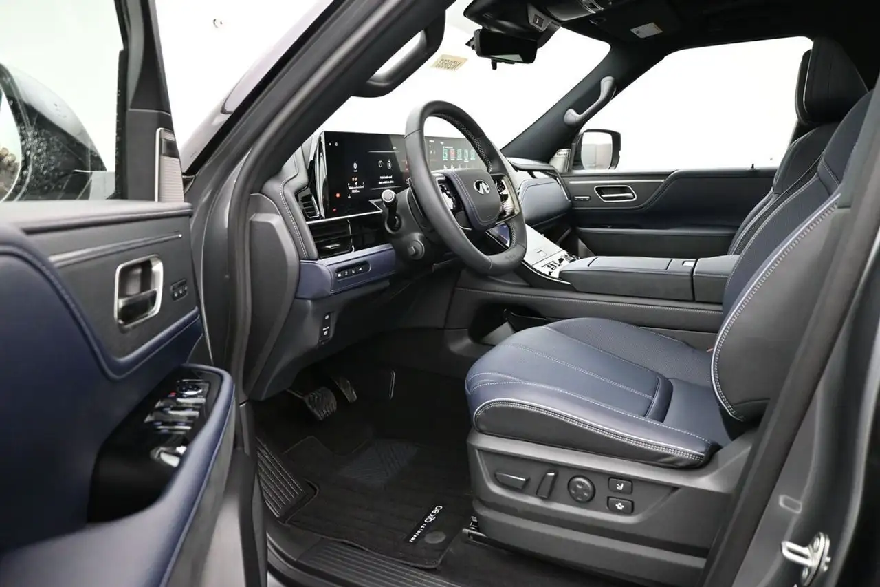 Infiniti QX80 снимка Infiniti QX80