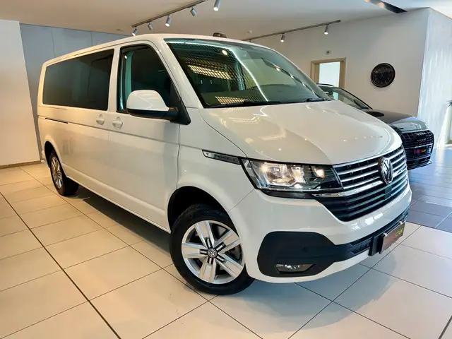 Volkswagen T6.1 Caravelle T6.1 2.0 DIESEL 150 cv DSG 7 POSTI, GANCIO TRAINO, TELECAMERA, CARPLAY