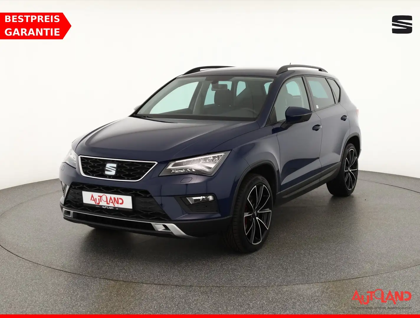 SEAT Ateca 1.4 TSI DSG Style 4Drive LED Navi AHK PDC Blauw - 1