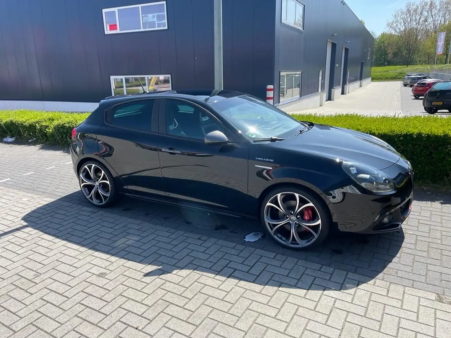 Alfa Romeo Giulietta 1.750 Turbo Veloce Černá - 1
