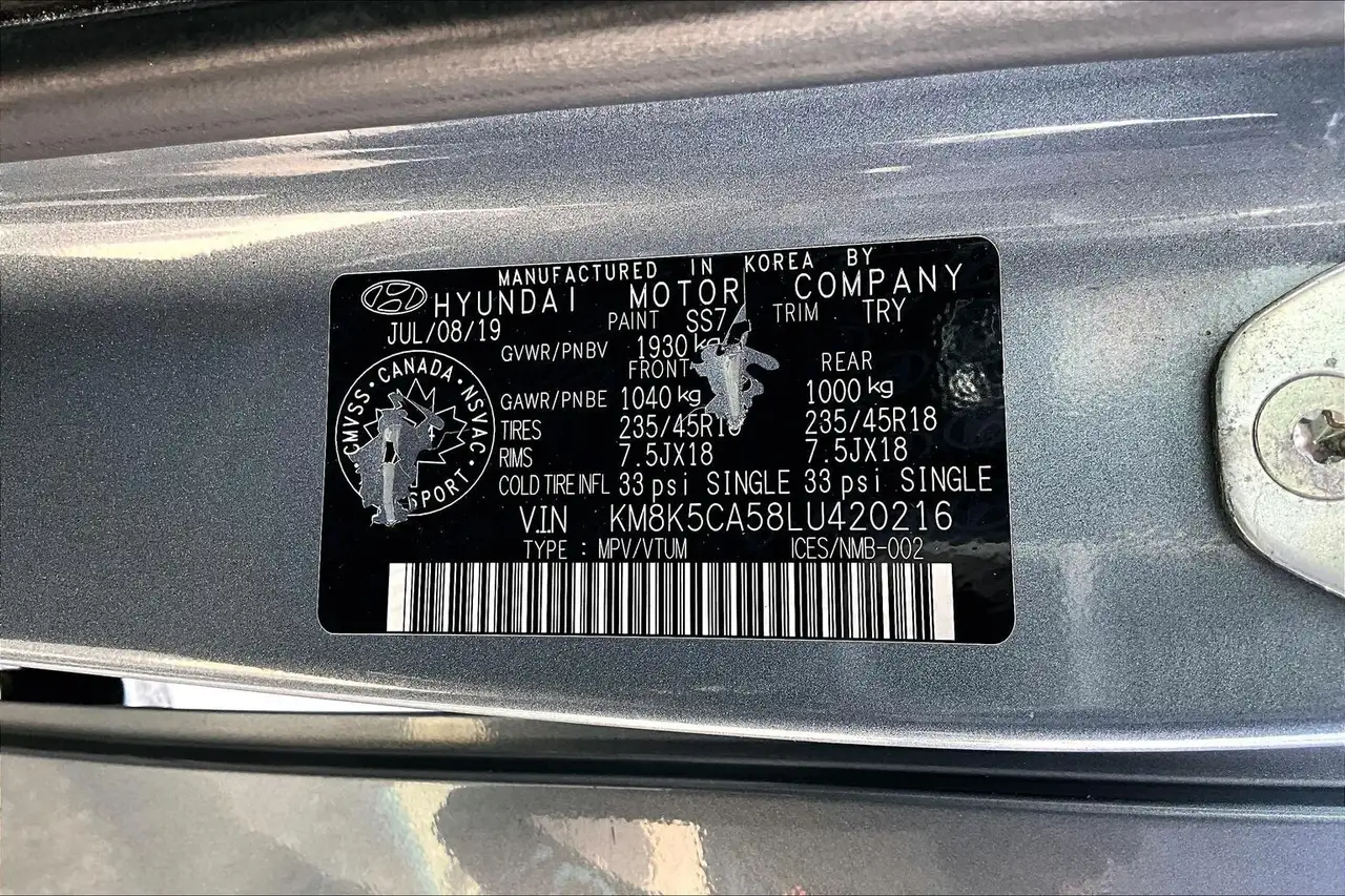 Hyundai KONA снимка Hyundai KONA