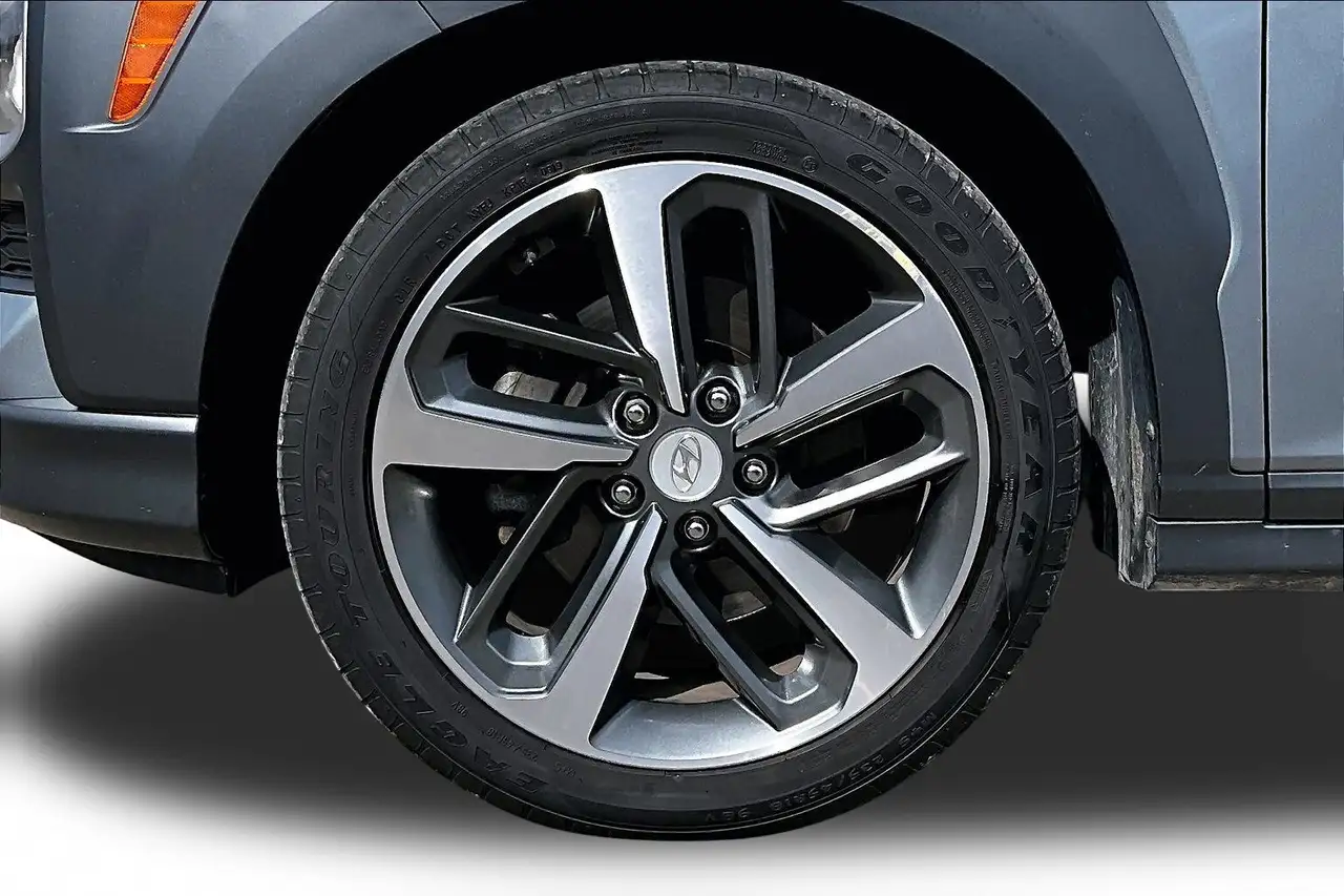 Hyundai KONA снимка Hyundai KONA