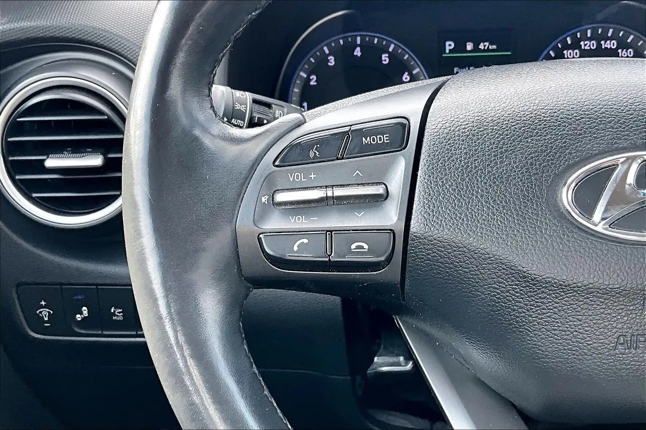 Hyundai KONA снимка Hyundai KONA