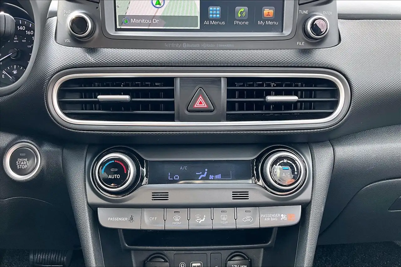 Hyundai KONA снимка Hyundai KONA