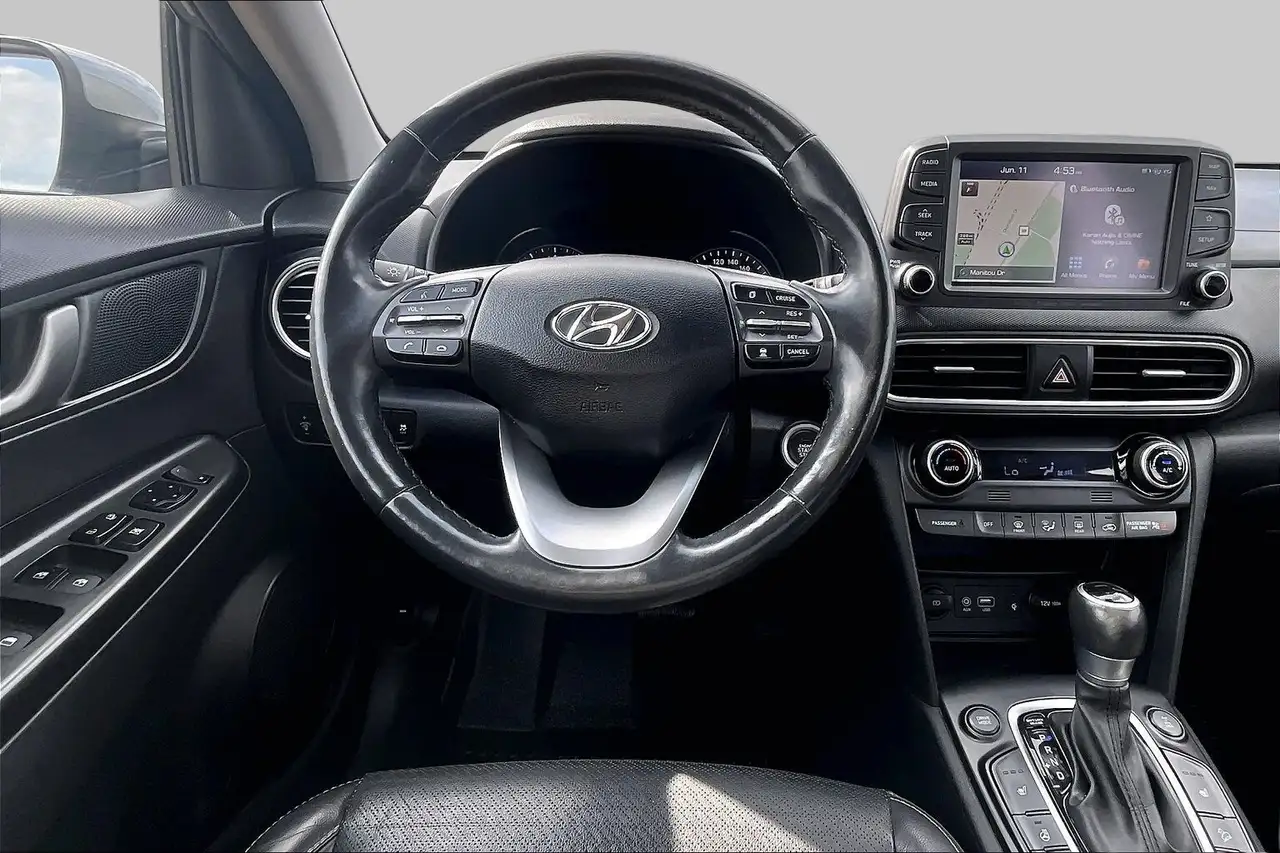 Hyundai KONA снимка Hyundai KONA