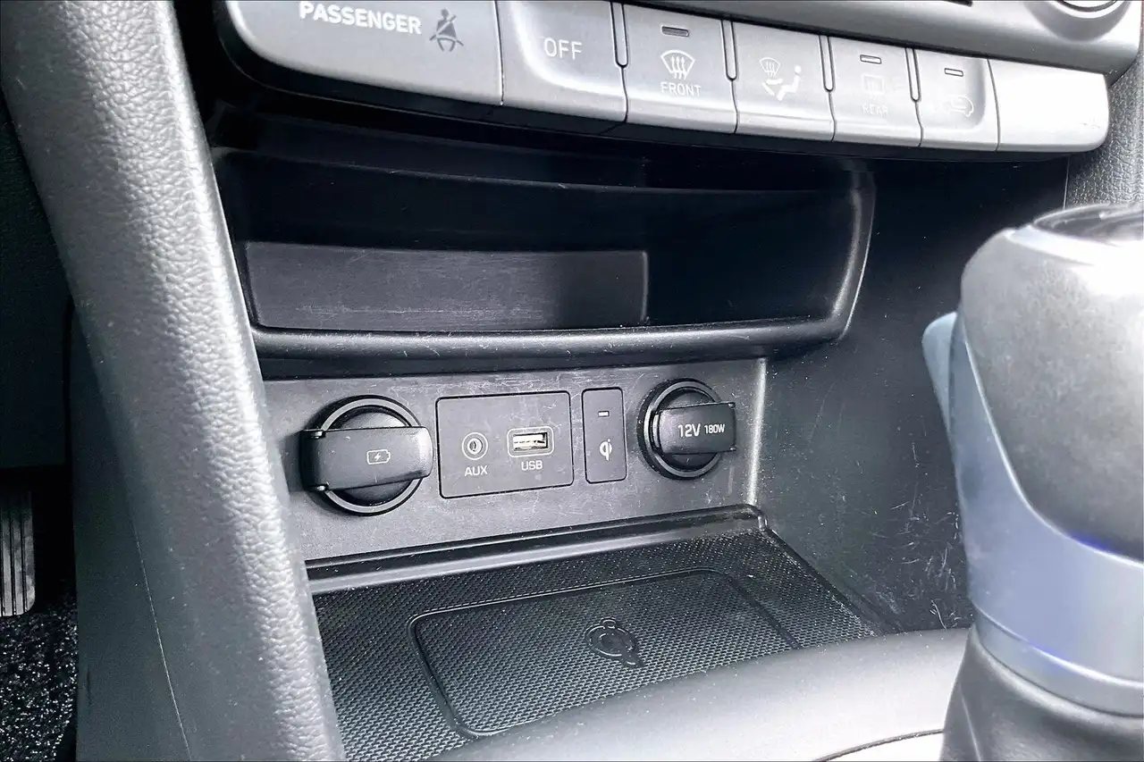 Hyundai KONA снимка Hyundai KONA