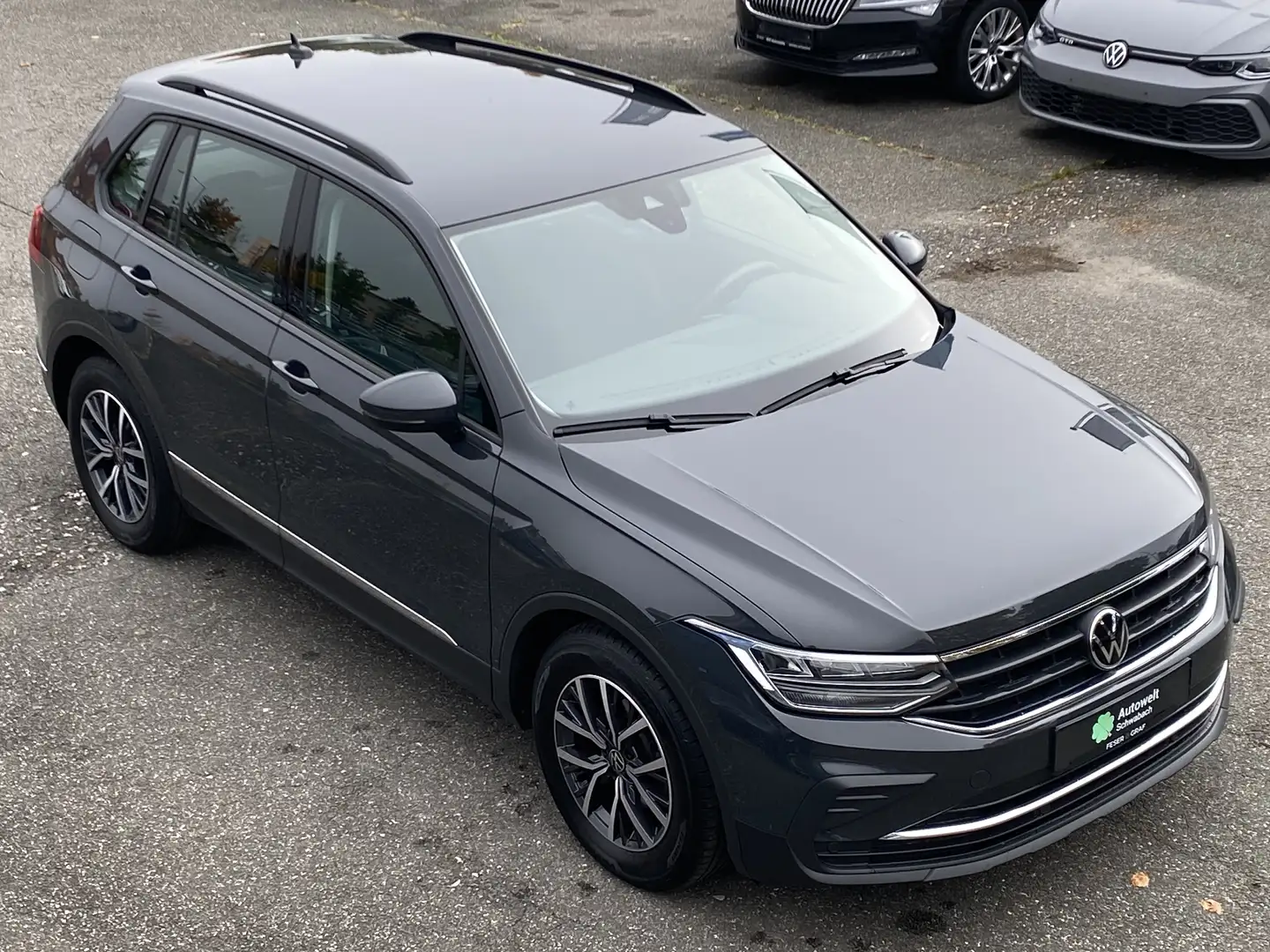 Volkswagen Tiguan 2.0 TDI DSG LIFE AHK APP LED Gris - 1