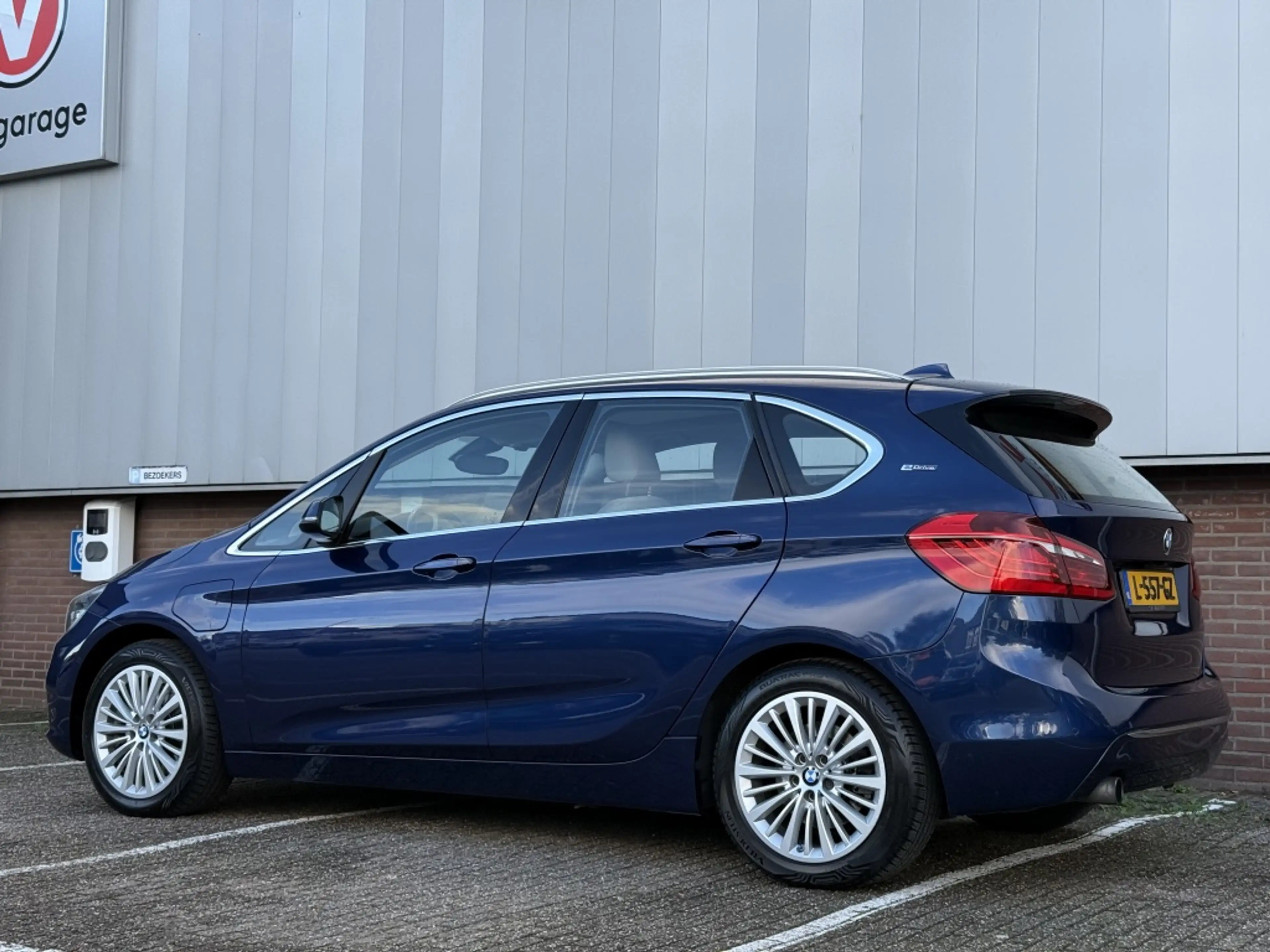 BMW 225 2-serie Active Tourer 225xe Luxury | Panoramadak | — photo 3