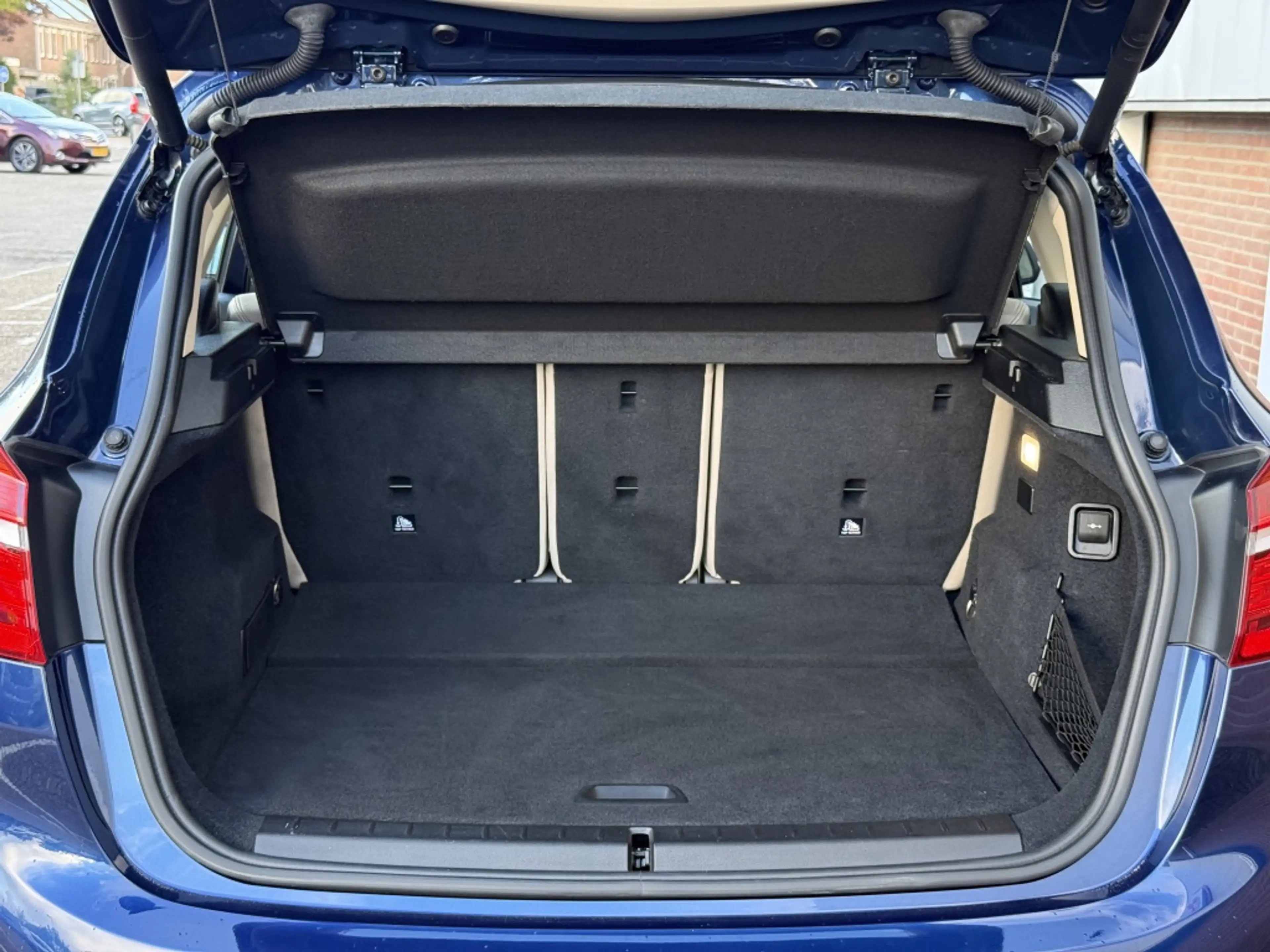 BMW 225 2-serie Active Tourer 225xe Luxury | Panoramadak | — photo 11