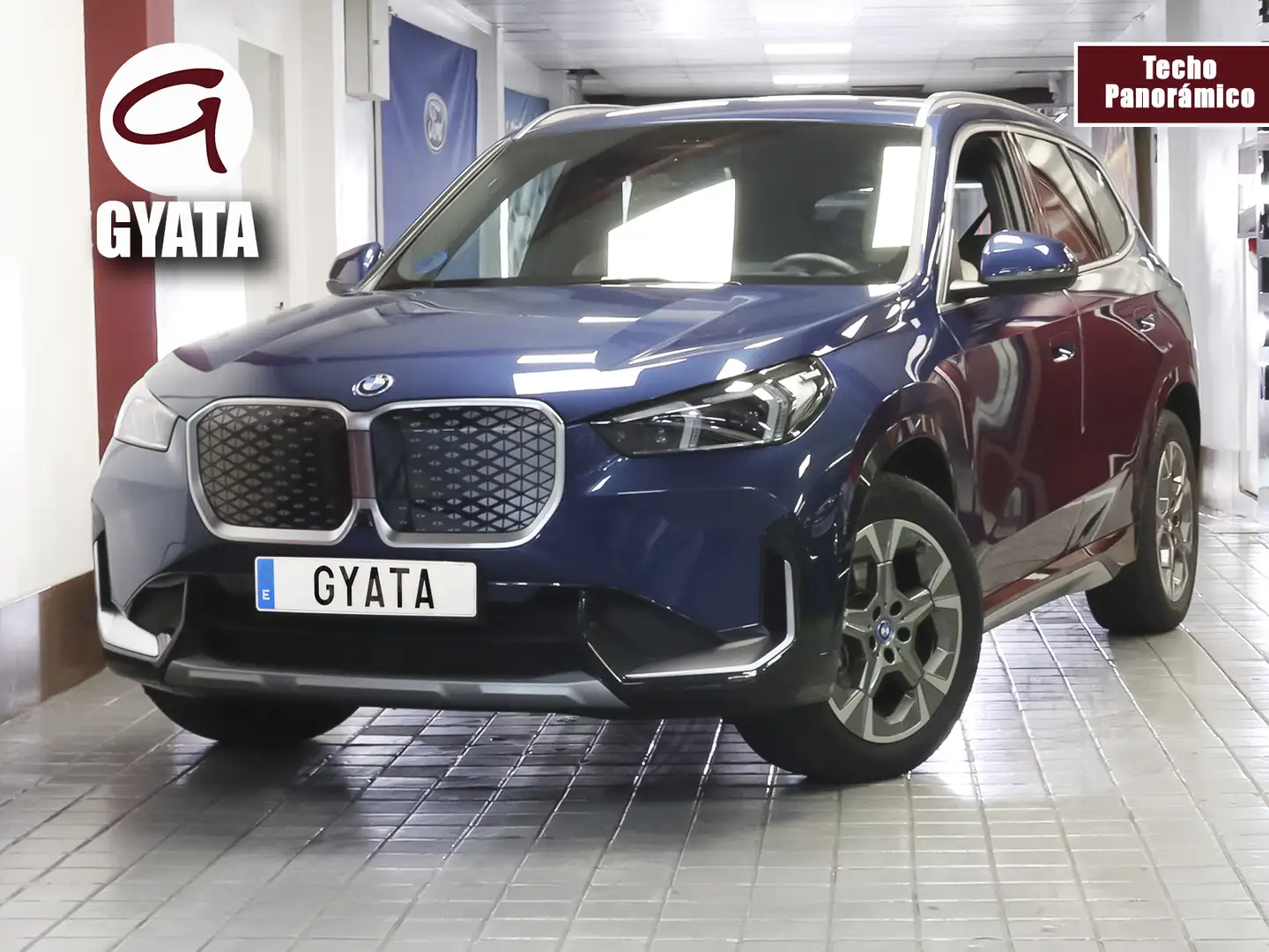 BMW iX1 eDrive20 Azul - 1