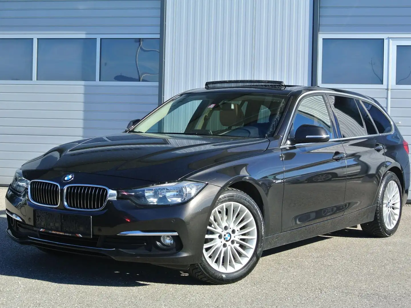 BMW 318 d touring Aut. * Luxury Line * LEDER * PANO *NAVI Braun - 1