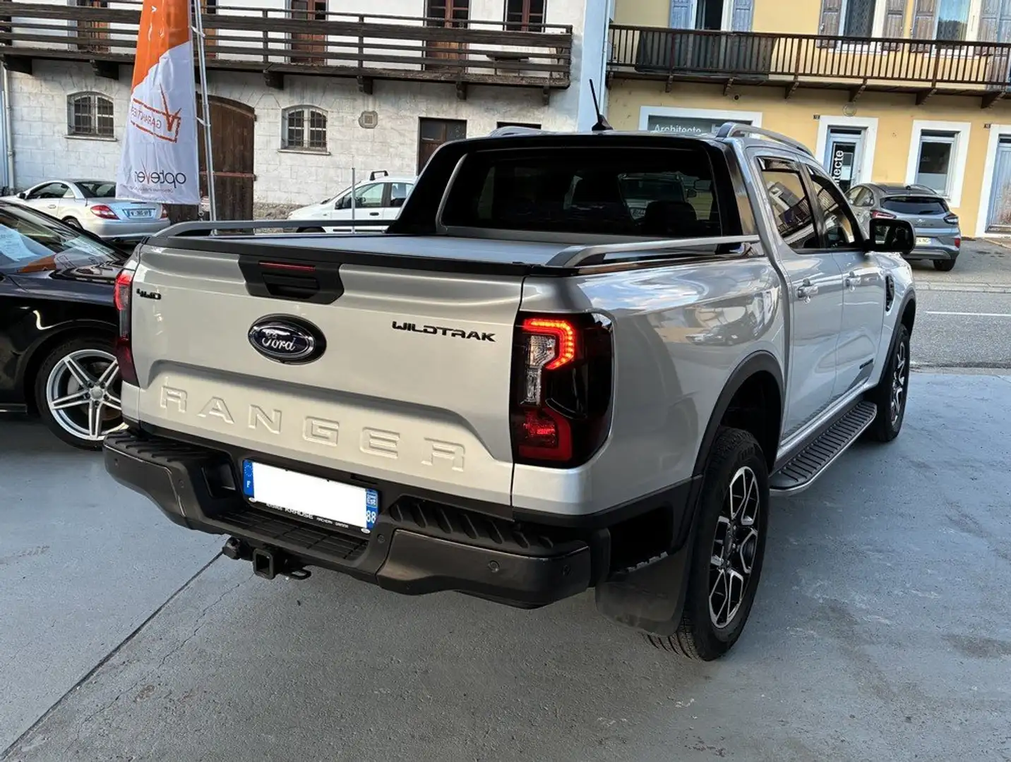 Ford Ranger DOUBLE CABINE 3.0 ECOBLUE V6 240Ch WILDTRAK Argent - 2