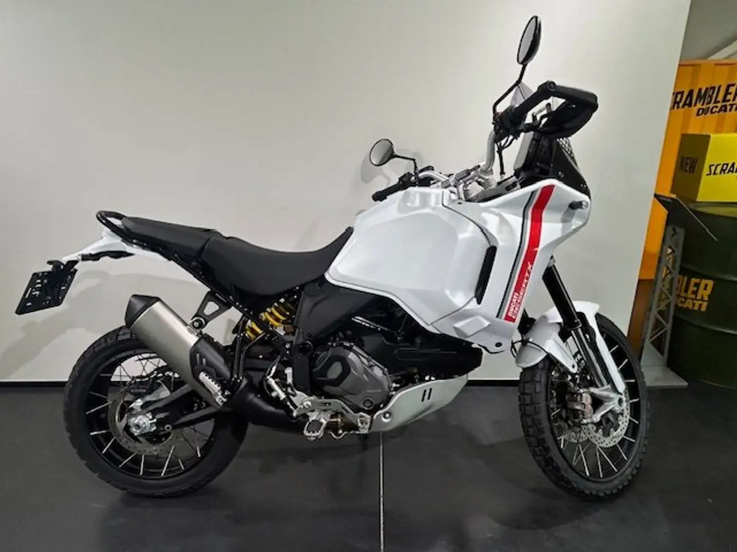 Ducati DesertX * 500KM! * Alb - 1