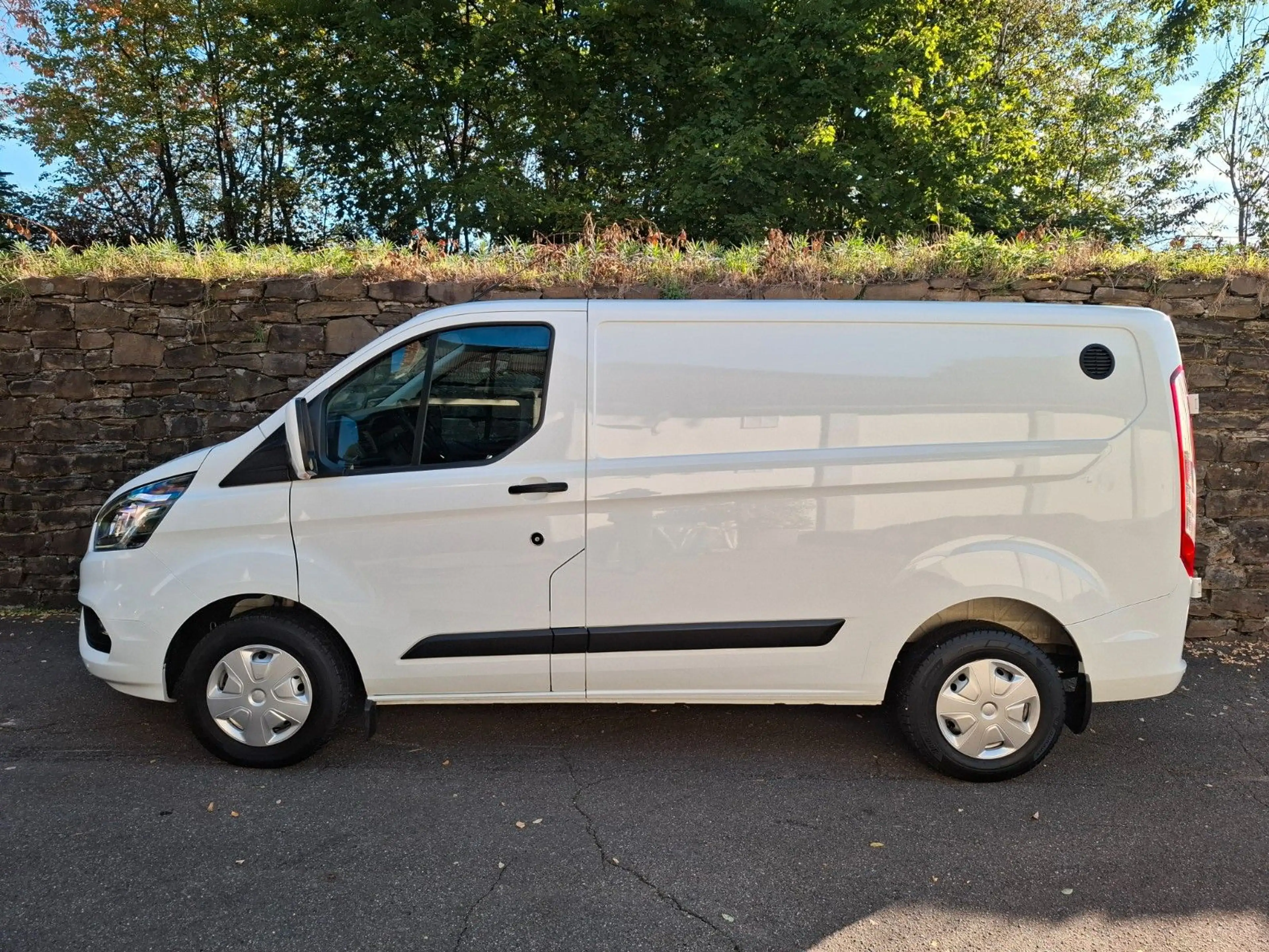 Ford Transit Custom 280 L1H1 Trend Kamera Nav Sortimo — photo 2