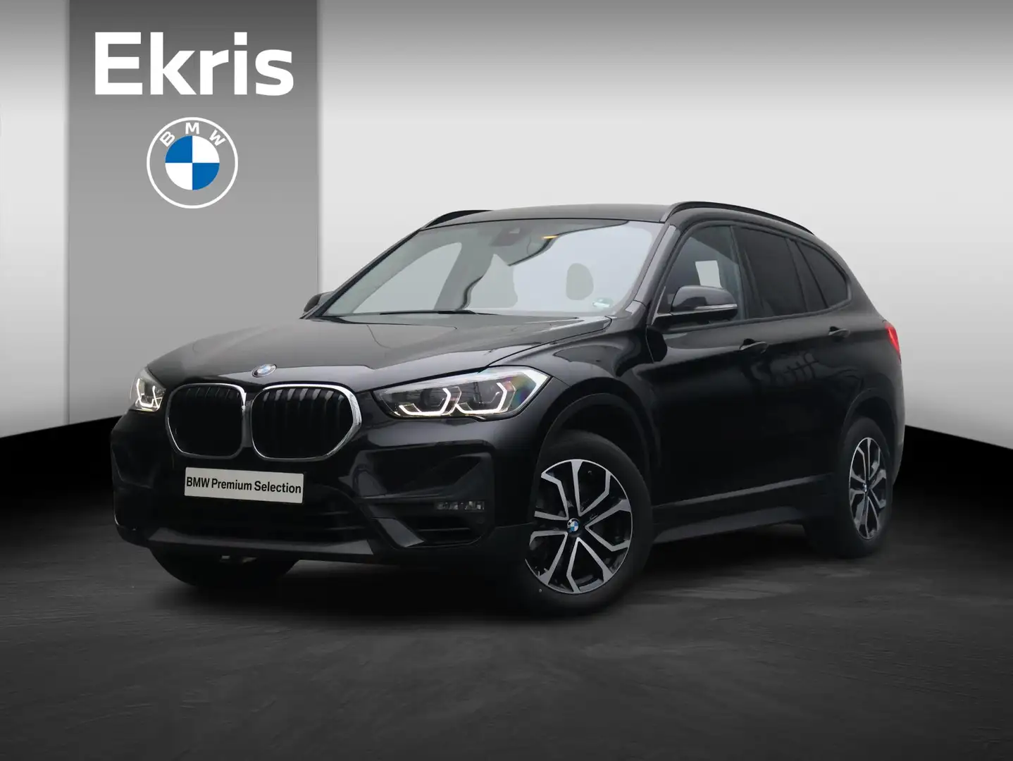 BMW X1 sDrive20i High Executive Achteruitrijcamera/ Stoel Zwart - 1